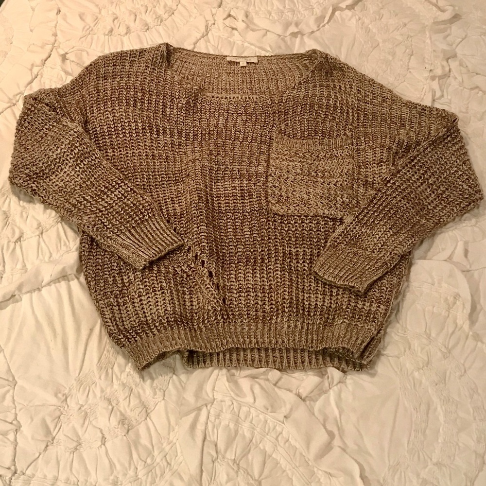 Vestique crew neck open knit sweater